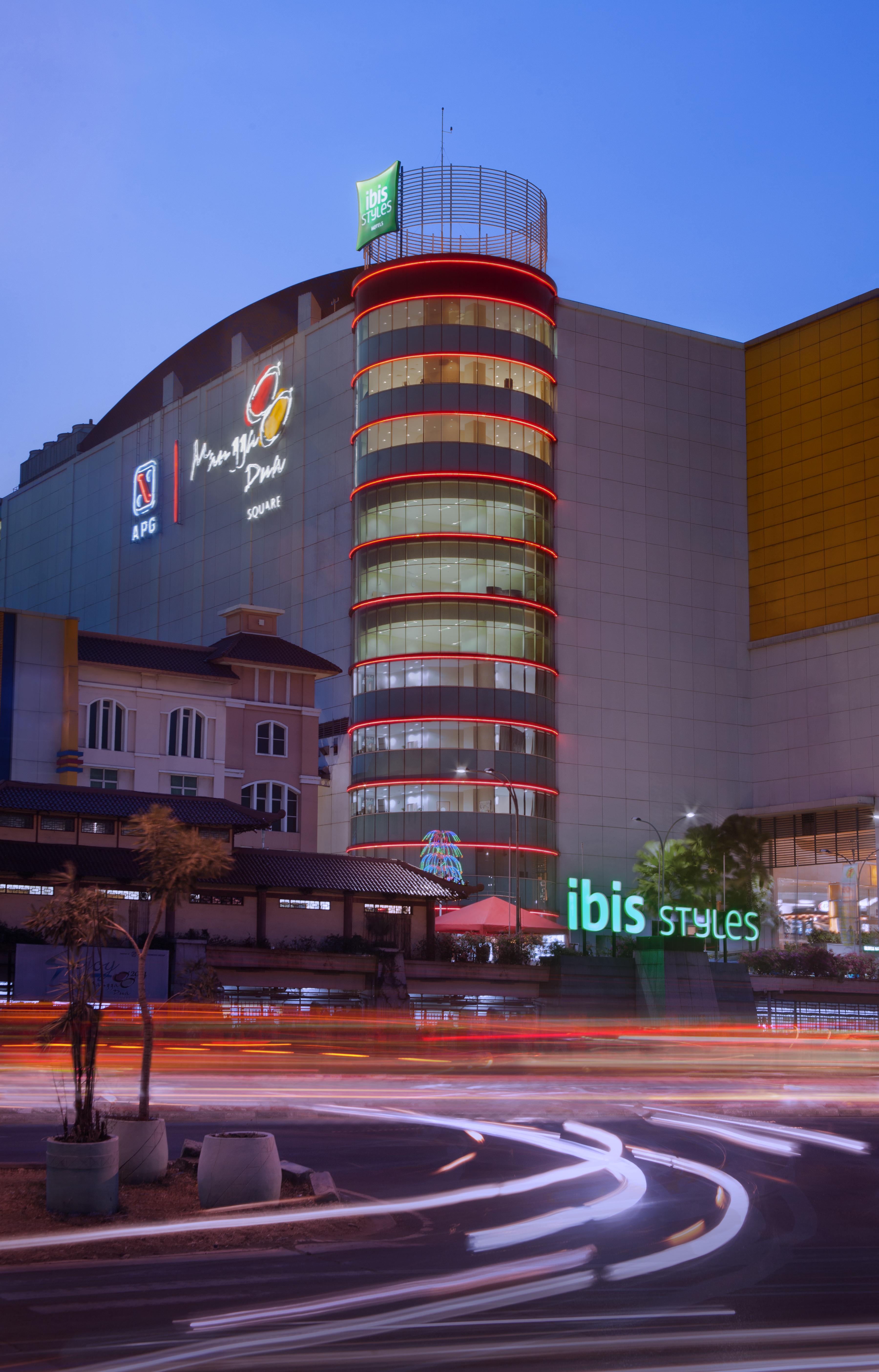 Ibis Styles Jakarta Mangga Dua Square Zewnętrze zdjęcie