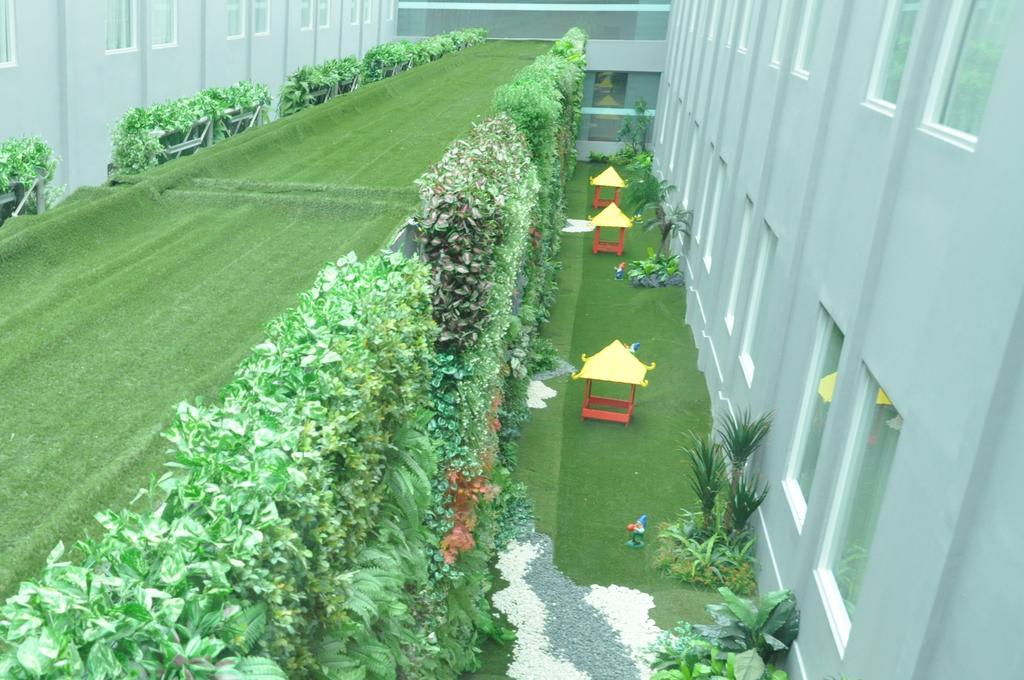 Ibis Styles Jakarta Mangga Dua Square Zewnętrze zdjęcie